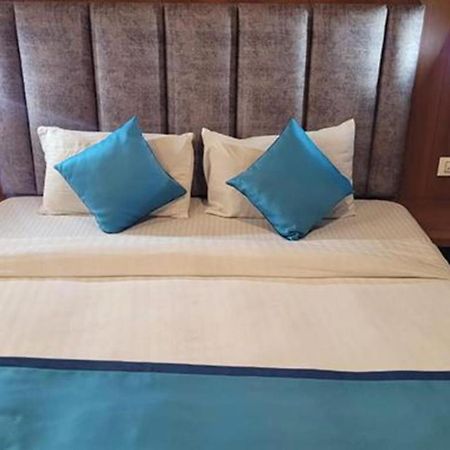 Fabhotel Prime Sapphire Regency Vadodara Ngoại thất bức ảnh