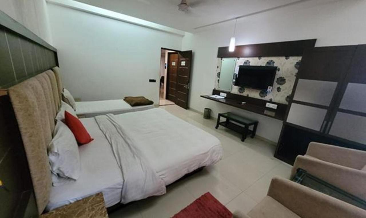 Fabhotel Prime Sapphire Regency Vadodara Ngoại thất bức ảnh