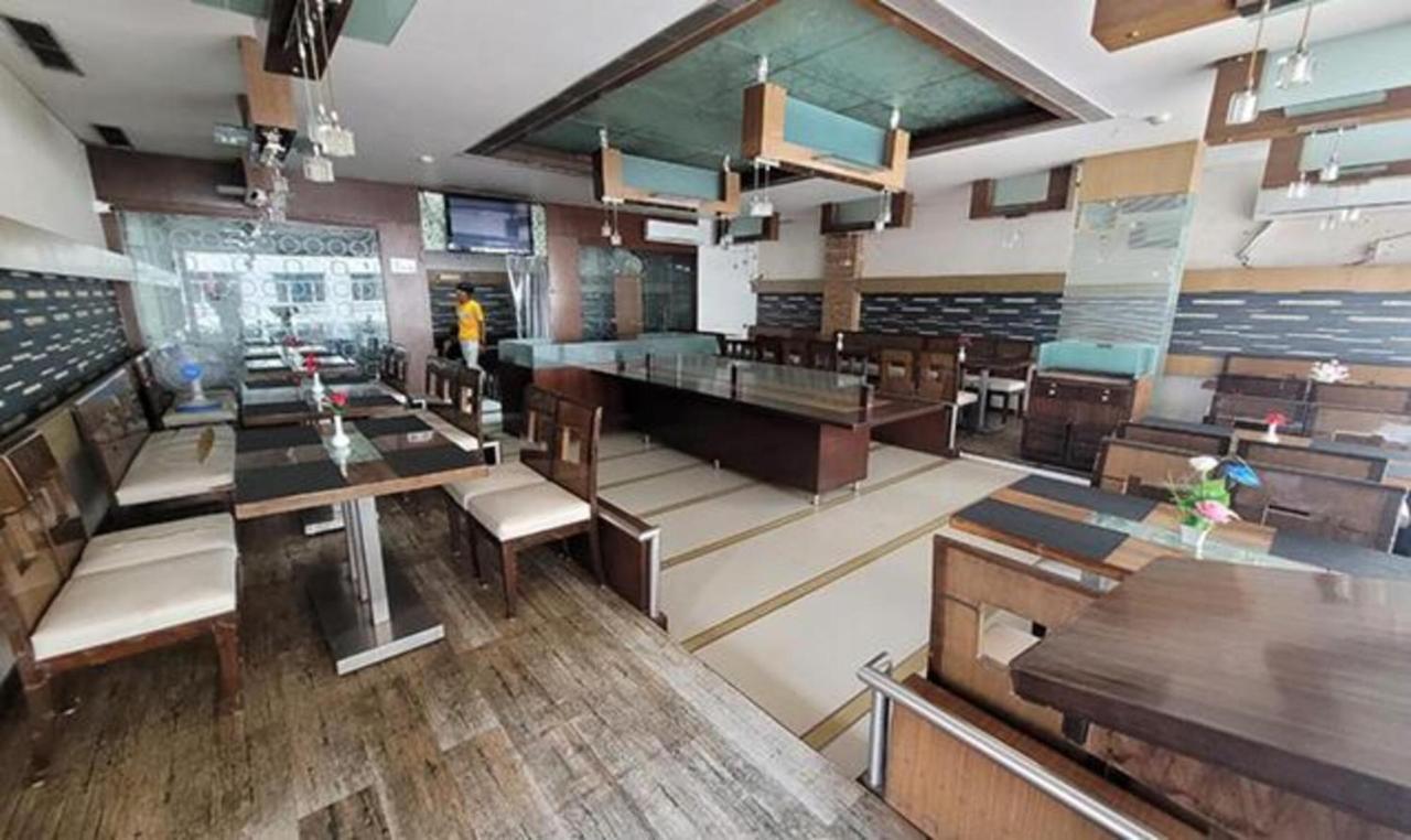 Fabhotel Prime Sapphire Regency Vadodara Ngoại thất bức ảnh